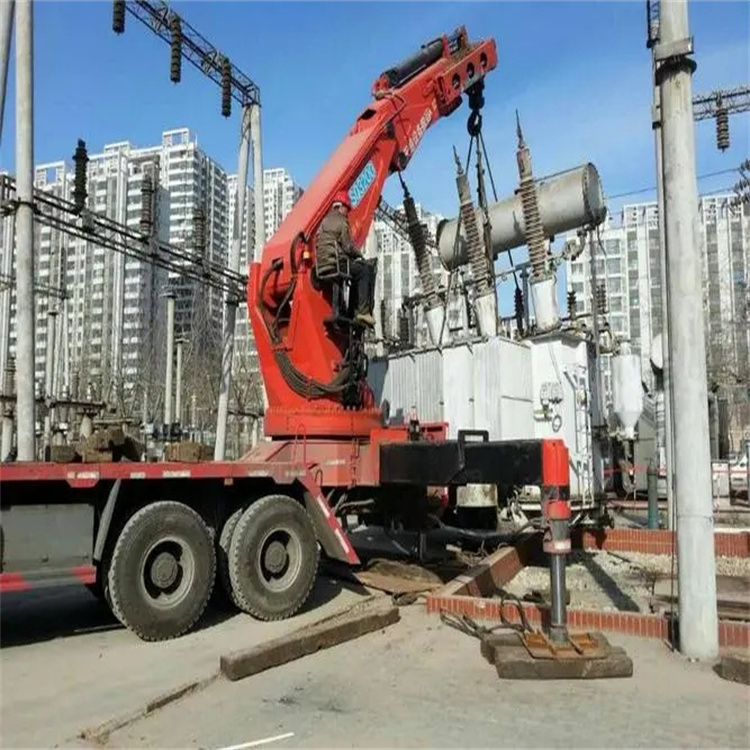 威宁就近吊车出租|工地厂房吊装设备租赁|24小时高效响应