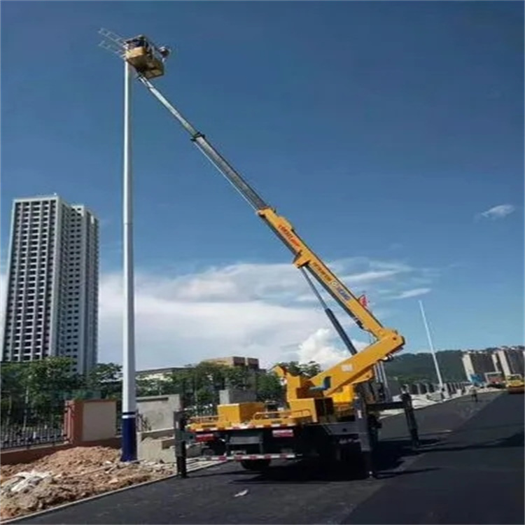 威宁维修路灯的曲臂升降车出租